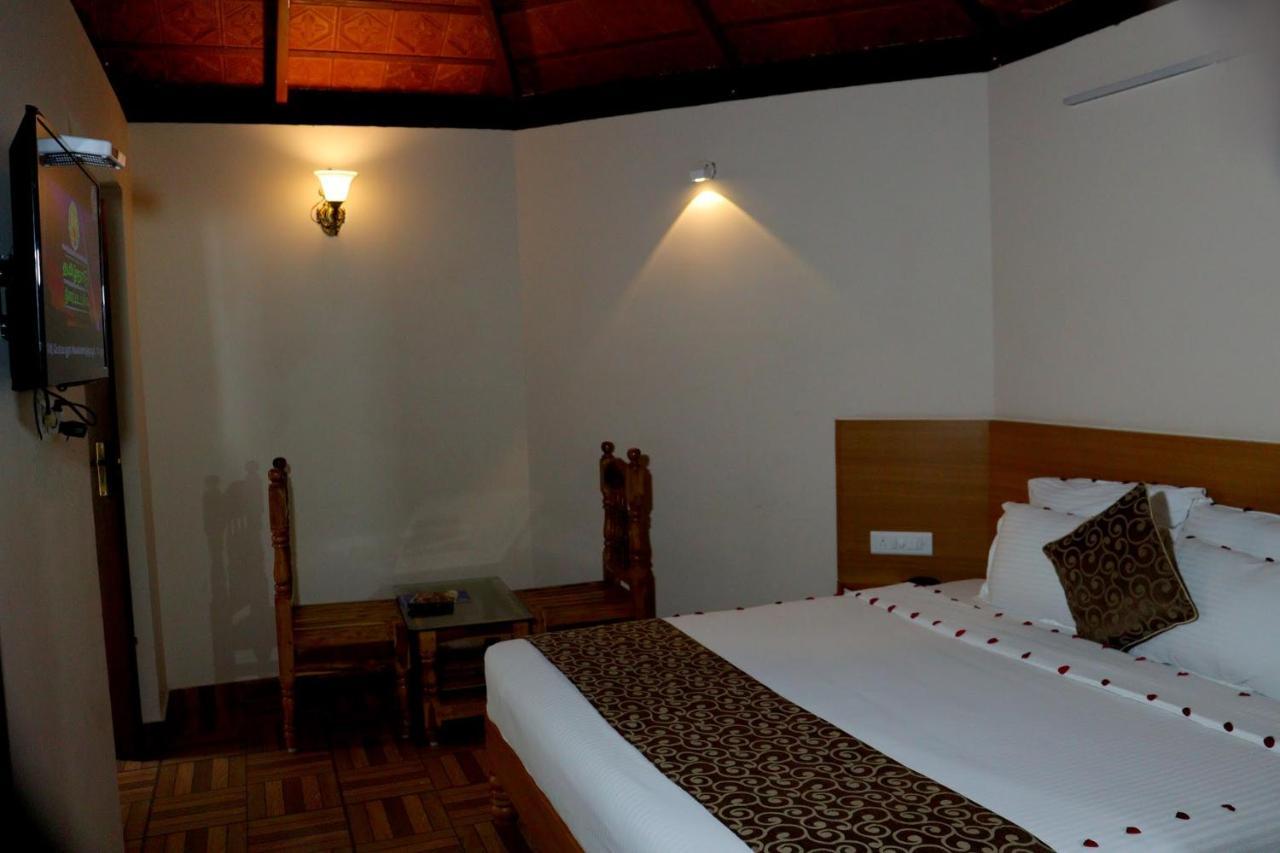 Ack Palacce Inn Yercaud Exterior foto